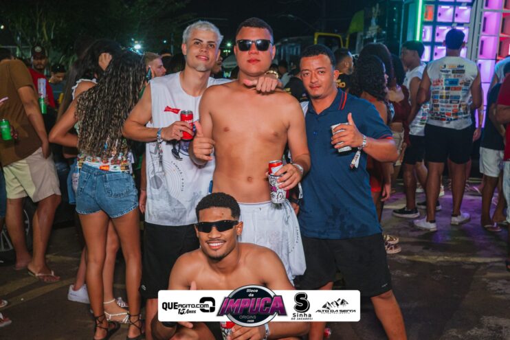 Bloco da Impuca completa 15 anos e arrasta multidão pelas ruas de Camacã 1559