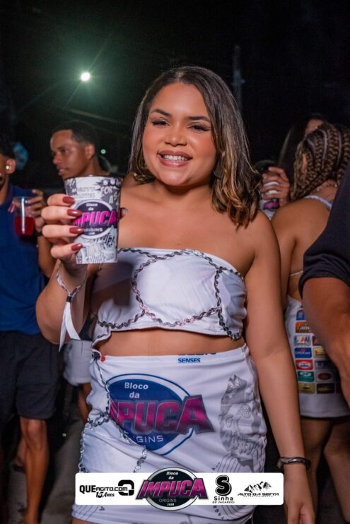 Bloco da Impuca completa 15 anos e arrasta multidão pelas ruas de Camacã 1573