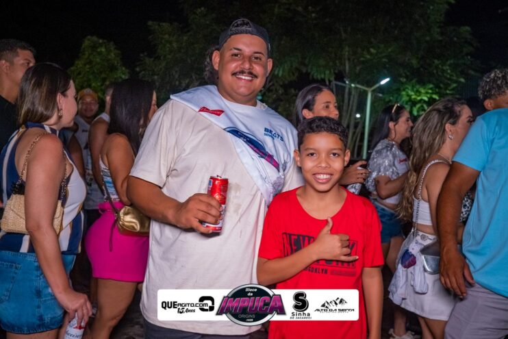 Bloco da Impuca completa 15 anos e arrasta multidão pelas ruas de Camacã 1578