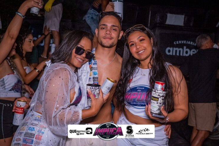 Bloco da Impuca completa 15 anos e arrasta multidão pelas ruas de Camacã 1592