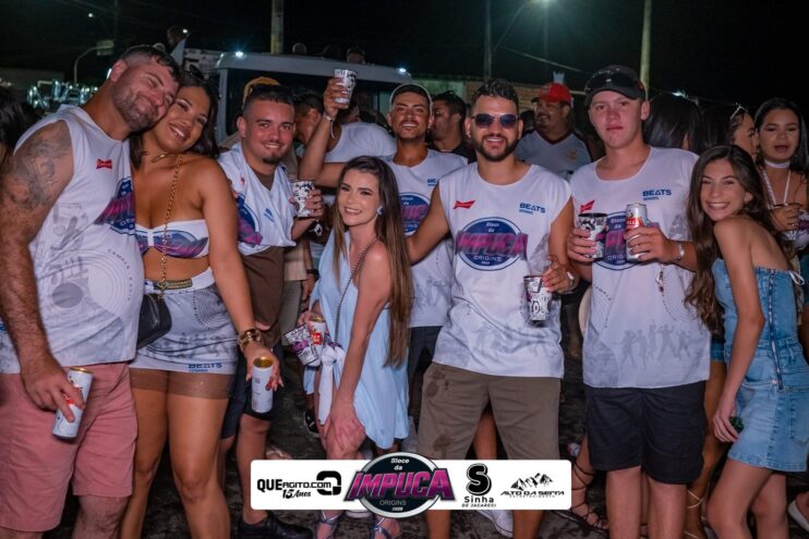 Bloco da Impuca completa 15 anos e arrasta multidão pelas ruas de Camacã 1595