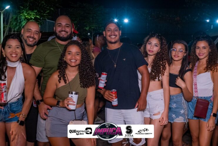 Bloco da Impuca completa 15 anos e arrasta multidão pelas ruas de Camacã 1600