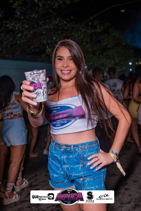 Bloco da Impuca completa 15 anos e arrasta multidão pelas ruas de Camacã 1601