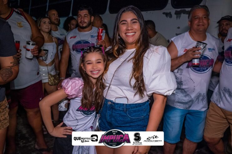 Bloco da Impuca completa 15 anos e arrasta multidão pelas ruas de Camacã 1628