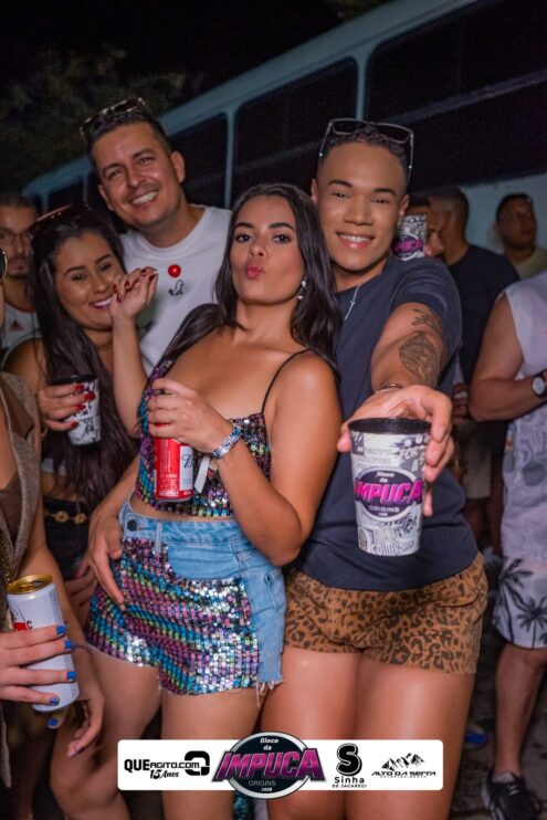 Bloco da Impuca completa 15 anos e arrasta multidão pelas ruas de Camacã 1632