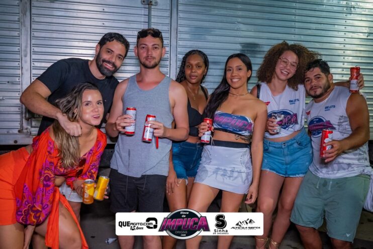 Bloco da Impuca completa 15 anos e arrasta multidão pelas ruas de Camacã 1647