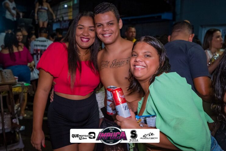 Bloco da Impuca completa 15 anos e arrasta multidão pelas ruas de Camacã 1658