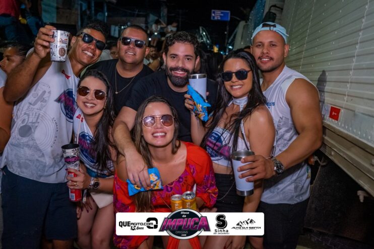 Bloco da Impuca completa 15 anos e arrasta multidão pelas ruas de Camacã 1996