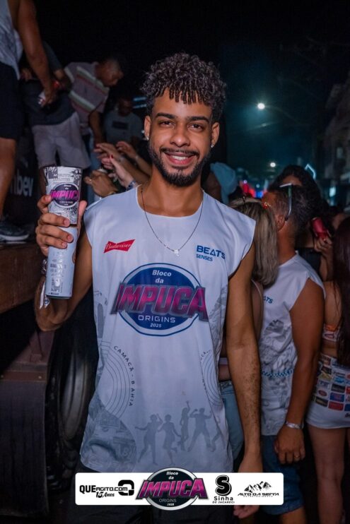 Bloco da Impuca completa 15 anos e arrasta multidão pelas ruas de Camacã 2007