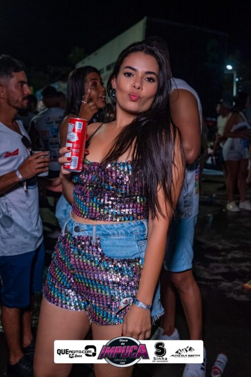 Bloco da Impuca completa 15 anos e arrasta multidão pelas ruas de Camacã 2010