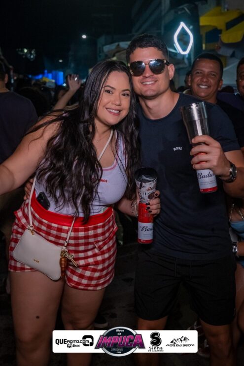 Bloco da Impuca completa 15 anos e arrasta multidão pelas ruas de Camacã 2035