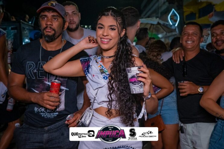 Bloco da Impuca completa 15 anos e arrasta multidão pelas ruas de Camacã 2038