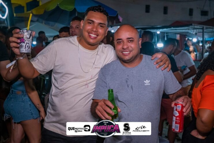 Bloco da Impuca completa 15 anos e arrasta multidão pelas ruas de Camacã 2042