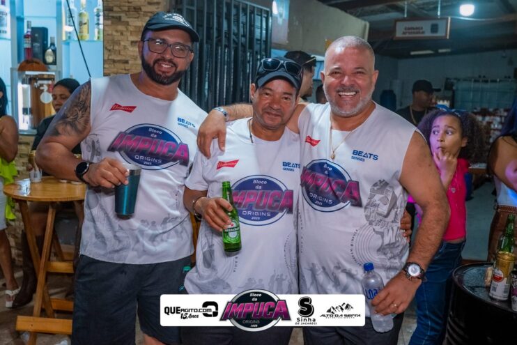 Bloco da Impuca completa 15 anos e arrasta multidão pelas ruas de Camacã 2079