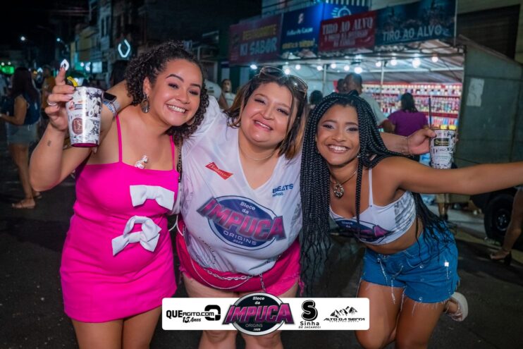 Bloco da Impuca completa 15 anos e arrasta multidão pelas ruas de Camacã 2098