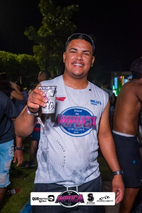 Bloco da Impuca completa 15 anos e arrasta multidão pelas ruas de Camacã 2115