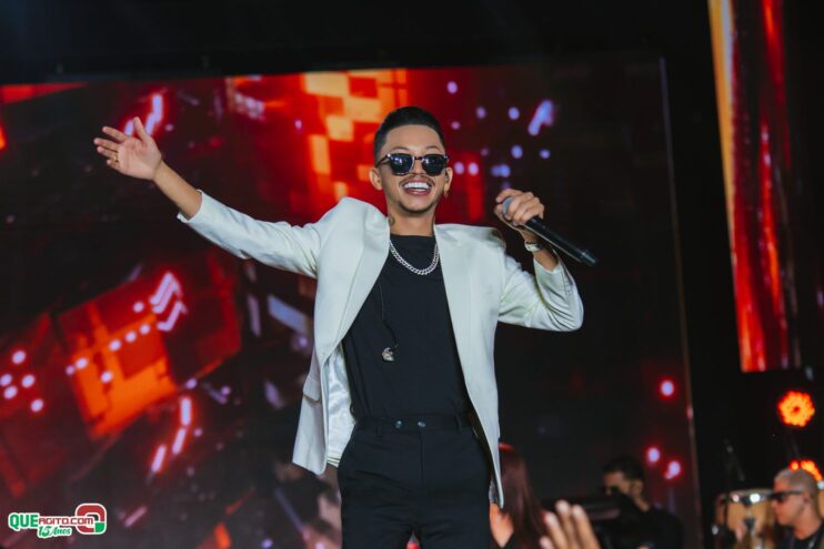 Silfarley grava DVD “Tem Cerveja Aí?” em Santa Luzia com participações especiais 100