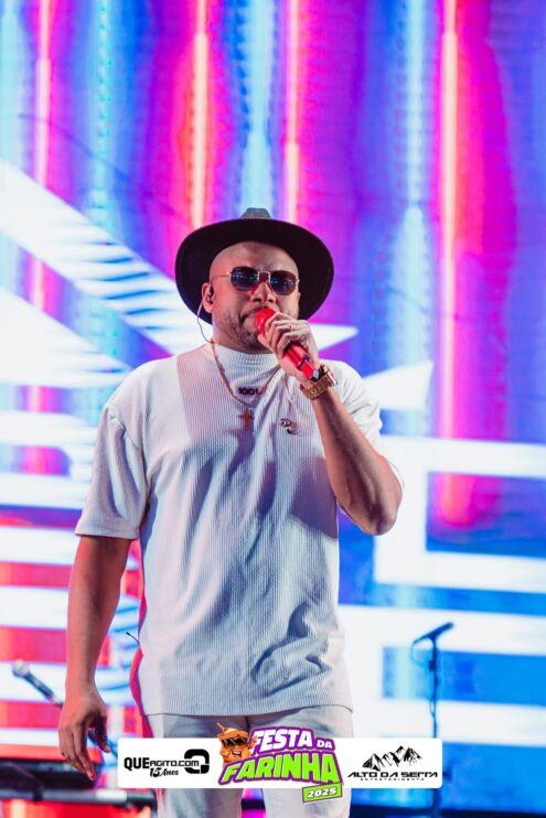 Simone Mendes abre a Festa da Farinha 2025 em Buerarema 21