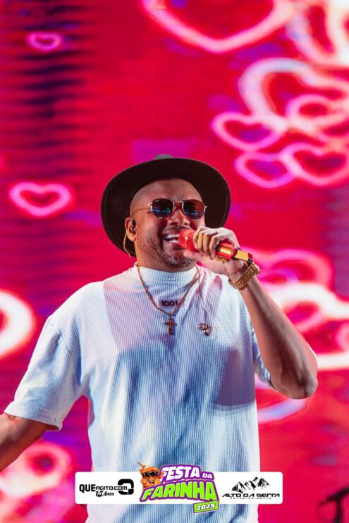 Simone Mendes abre a Festa da Farinha 2025 em Buerarema 23