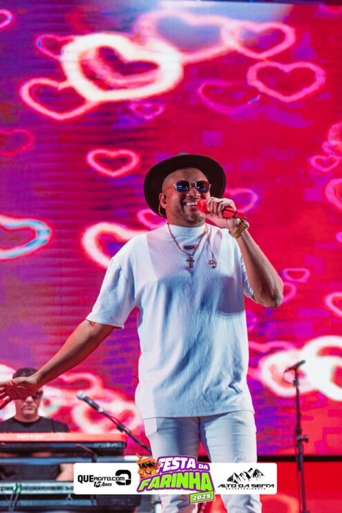 Simone Mendes abre a Festa da Farinha 2025 em Buerarema 24