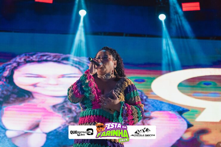 Simone Mendes abre a Festa da Farinha 2025 em Buerarema 33