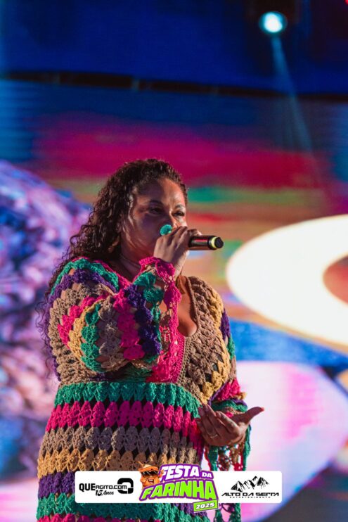 Simone Mendes abre a Festa da Farinha 2025 em Buerarema 34
