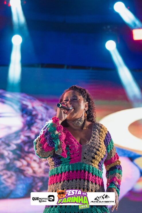 Simone Mendes abre a Festa da Farinha 2025 em Buerarema 36