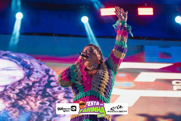 Simone Mendes abre a Festa da Farinha 2025 em Buerarema 41