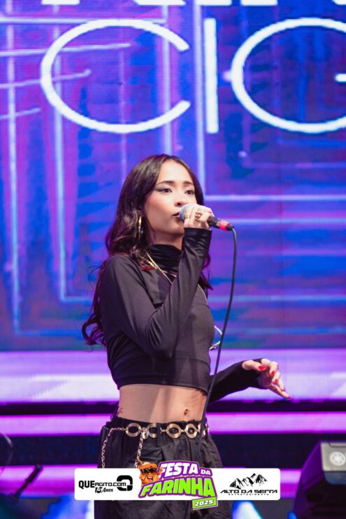 Simone Mendes abre a Festa da Farinha 2025 em Buerarema 91
