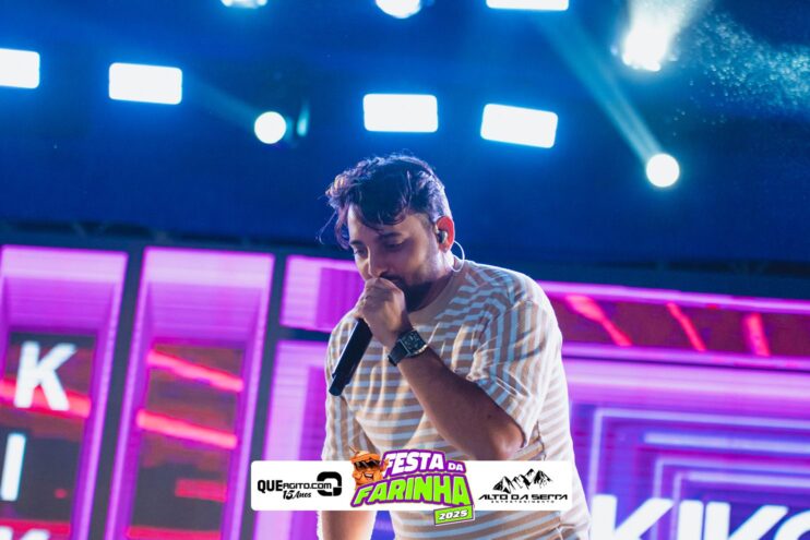 Simone Mendes abre a Festa da Farinha 2025 em Buerarema 95