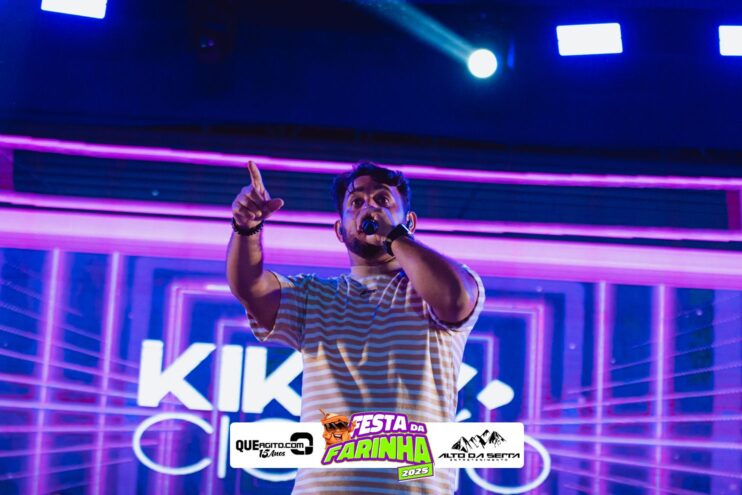 Simone Mendes abre a Festa da Farinha 2025 em Buerarema 96