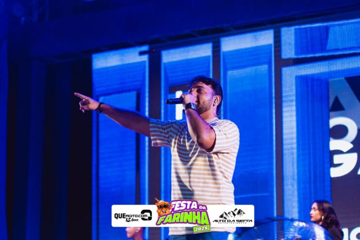 Simone Mendes abre a Festa da Farinha 2025 em Buerarema 100