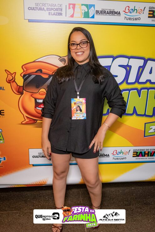 Simone Mendes abre a Festa da Farinha 2025 em Buerarema 112