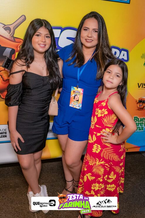 Simone Mendes abre a Festa da Farinha 2025 em Buerarema 131