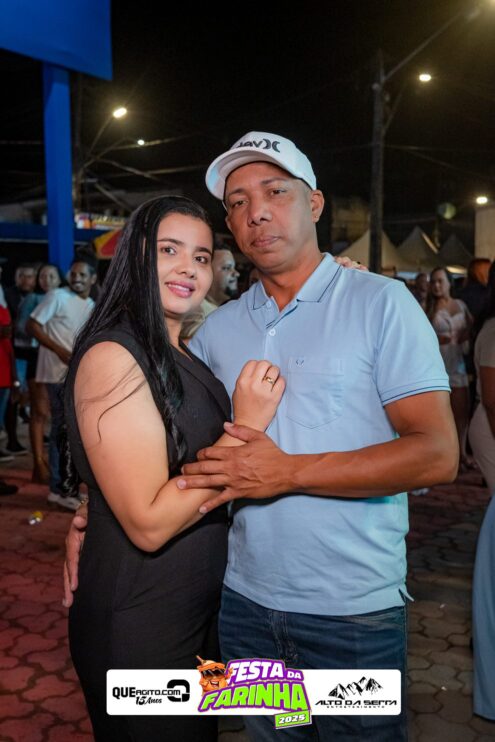 Simone Mendes abre a Festa da Farinha 2025 em Buerarema 142