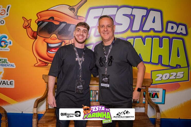 Simone Mendes abre a Festa da Farinha 2025 em Buerarema 144