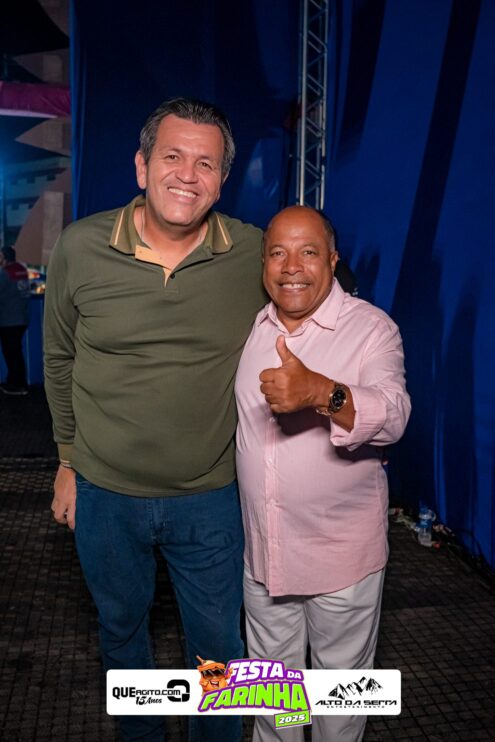 Simone Mendes abre a Festa da Farinha 2025 em Buerarema 178