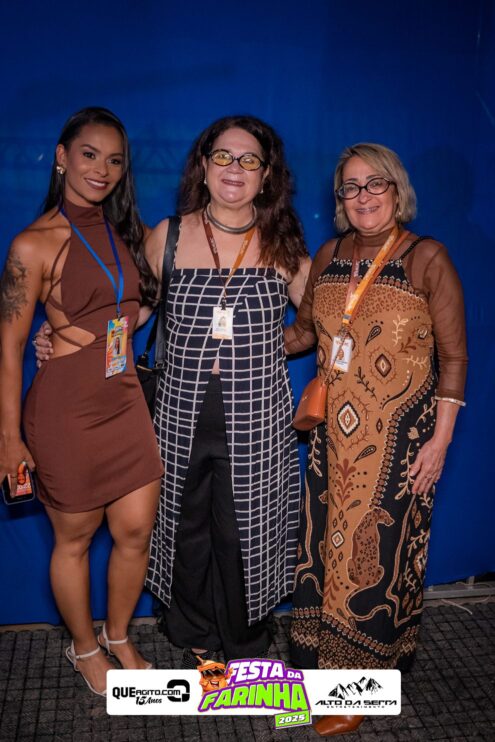Simone Mendes abre a Festa da Farinha 2025 em Buerarema 182