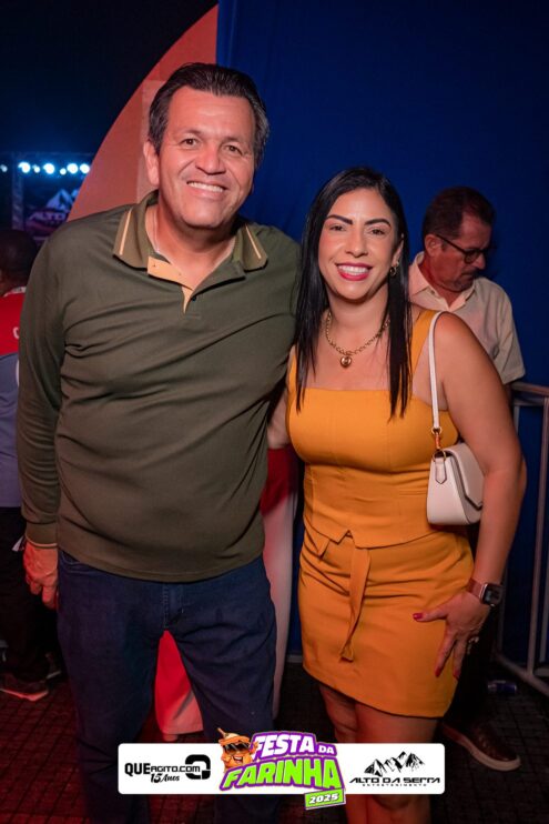 Simone Mendes abre a Festa da Farinha 2025 em Buerarema 193