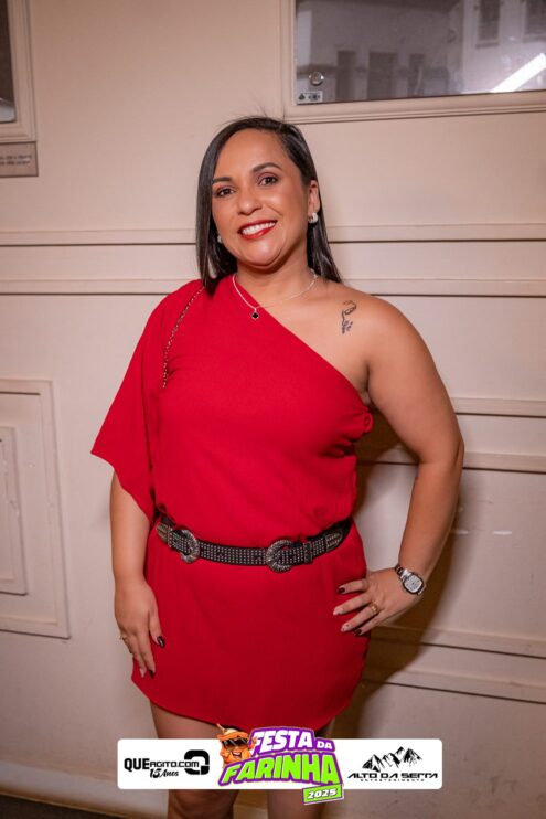 Simone Mendes abre a Festa da Farinha 2025 em Buerarema 198