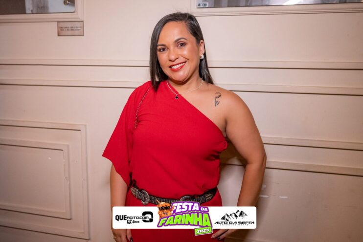 Simone Mendes abre a Festa da Farinha 2025 em Buerarema 200