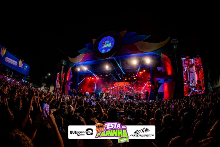 Simone Mendes abre a Festa da Farinha 2025 em Buerarema 210