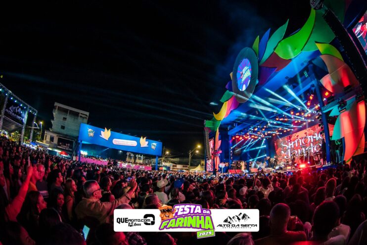 Simone Mendes abre a Festa da Farinha 2025 em Buerarema 217