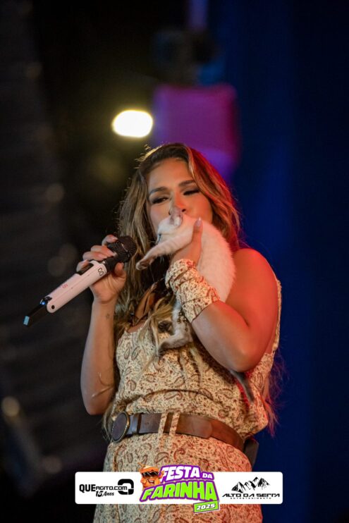 Simone Mendes abre a Festa da Farinha 2025 em Buerarema 235