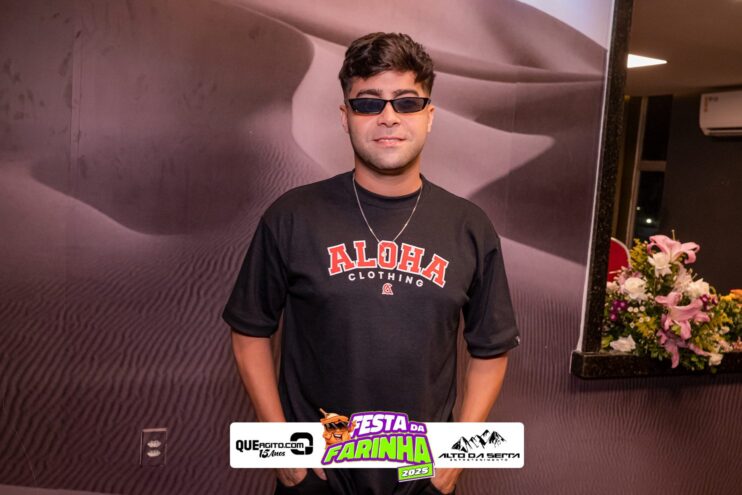 Simone Mendes abre a Festa da Farinha 2025 em Buerarema 257