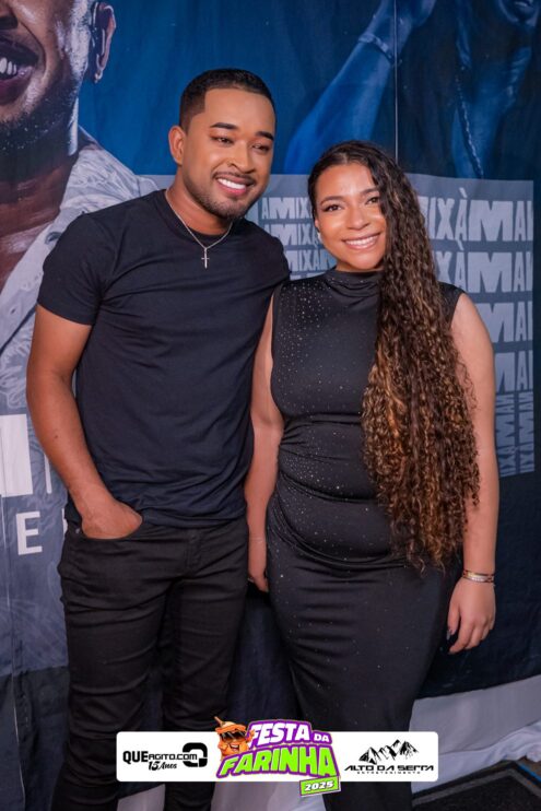 Simone Mendes abre a Festa da Farinha 2025 em Buerarema 276