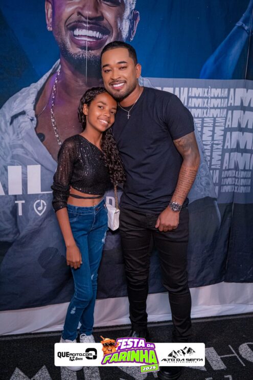 Simone Mendes abre a Festa da Farinha 2025 em Buerarema 283