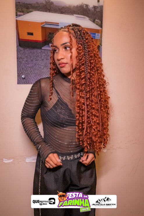 Simone Mendes abre a Festa da Farinha 2025 em Buerarema 305