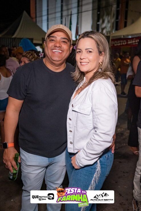 Simone Mendes abre a Festa da Farinha 2025 em Buerarema 330