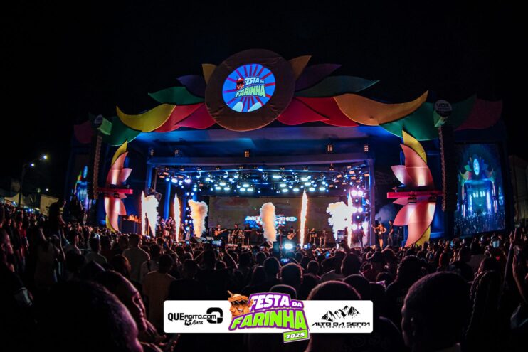 Simone Mendes abre a Festa da Farinha 2025 em Buerarema 331